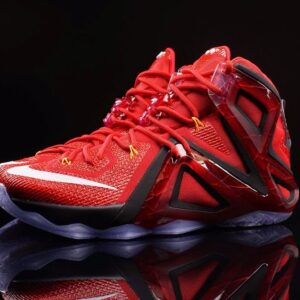 LEBRON ULTIMATE ELIT XS